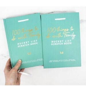 Bucket List Scratch Book - Family Edition 100 Things To Do With Family